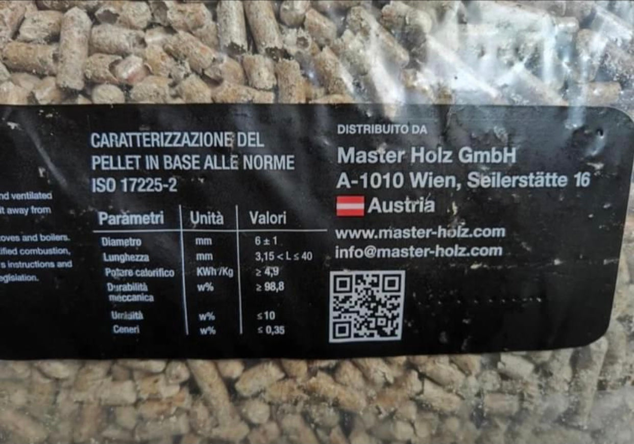 Pellet MASTERHOLZ pedana da 72 sacchi 15kh 180€