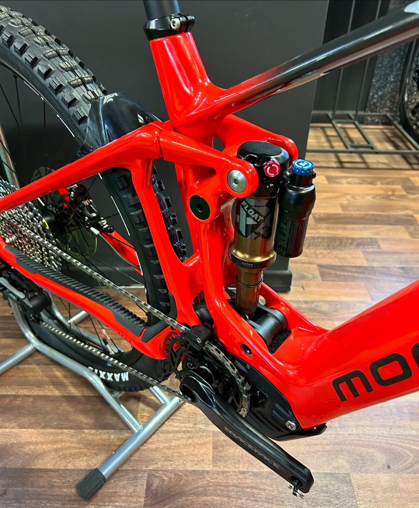 MONDRAKER CRAFTY CARBON RR