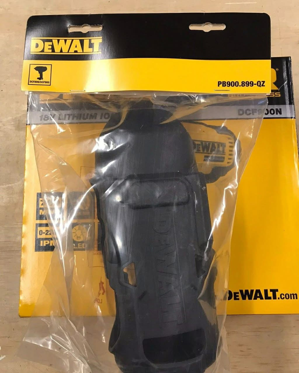 Set combinazione di utensili elettrici Dewalt 20V MAX 8
Disponibili su pallet. 60 pezzi su un pallet